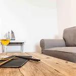 度假居 Casa Delfin On Center Beach: Wifi, Netflix, Aircon... *