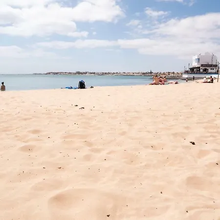 Casa Delfin On Center Beach: Wifi, Netflix, Aircon... Holiday home *