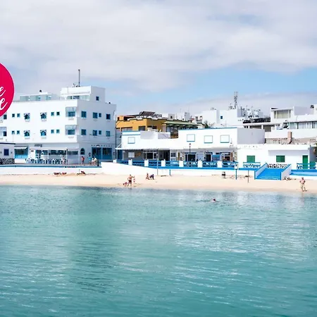 Casa Delfin On Center Beach: Wifi, Netflix, Aircon... Holiday home *